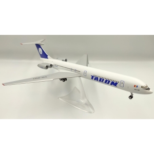 Model Ilyushin IŁ62M TAROM 1:200 YR-IRD