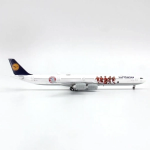 Model Airbus A340-600 Lufthansa 1:400 D-AIHK