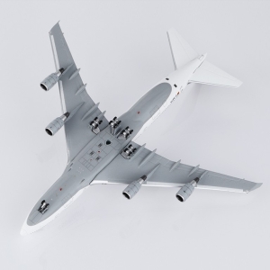 Model Boeing 747-400 LUFTHANSA D-ABTA 1:400 YY