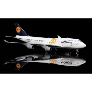 Model Boeing 747-400 LUFTHANSA 1:400 D-ABVH YY