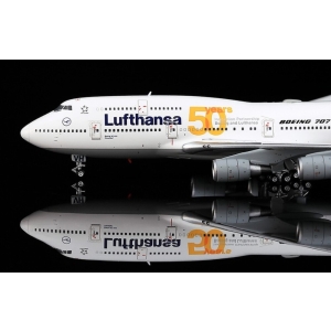 Model Boeing 747-400 LUFTHANSA 1:400 D-ABVH YY