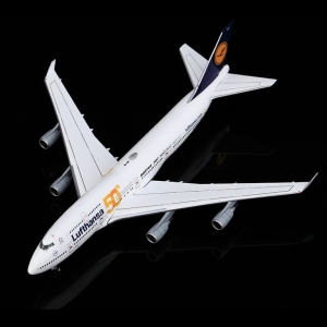 Model Boeing 747-400 LUFTHANSA 1:400 D-ABVH YY